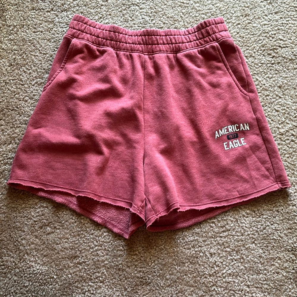 American Eagle high-waisted shorts. Size: S Color: light red